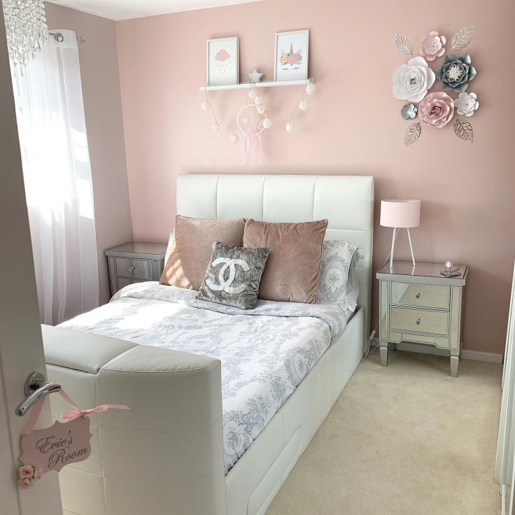 CDF49347-5556-42F7-8ECA-6DCA79C15762